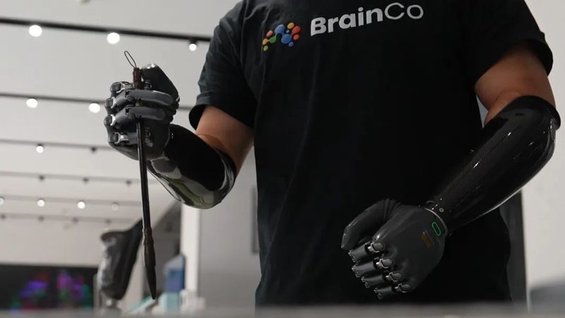 工业互联网定制开发：构建未来智能工厂的关键**